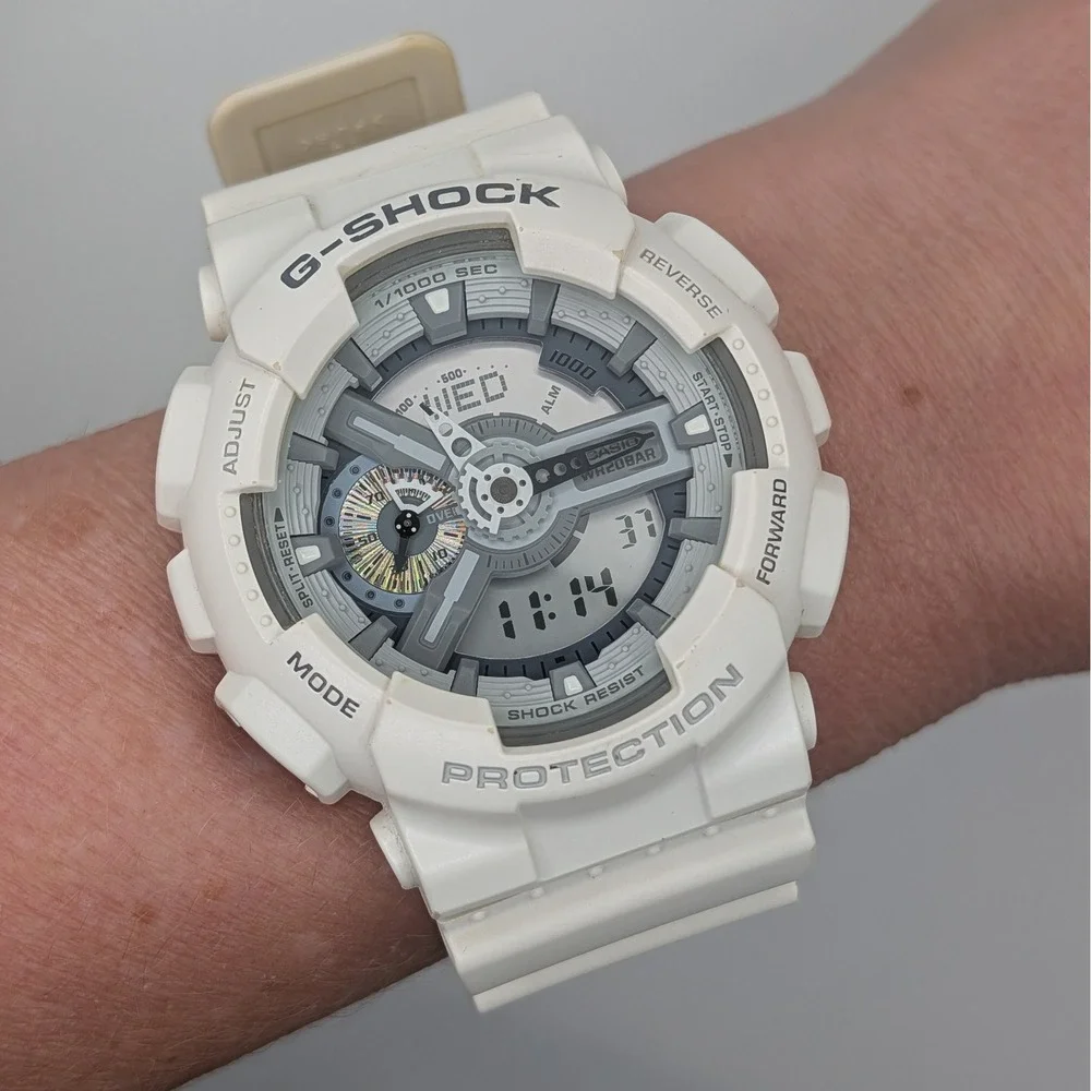 Casio G-Shock‎ GA-110C Watch Mens White Analog Digital Shock Resist 5146 Clean